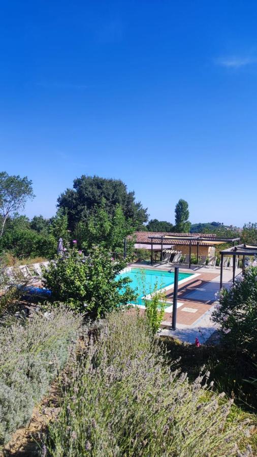 Gualdo di Macerata Camping Le Marche Apartments المظهر الخارجي الصورة